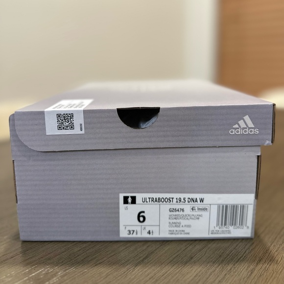 Women’s Adidas Ultraboost 19.5 DNA Wonder Red - Picture 5 of 7